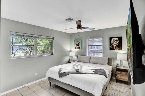 New Spacious 6bdr Villa Pool Tennis/airhockey