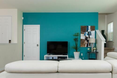 Disney Large Family-friendly Townhouse W/pool - 06