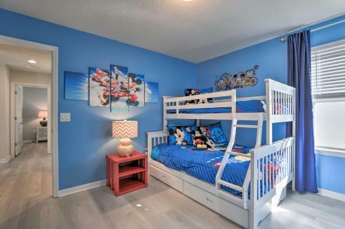 Luxe Orlando And Disney Resort Escape Pool, Game Room