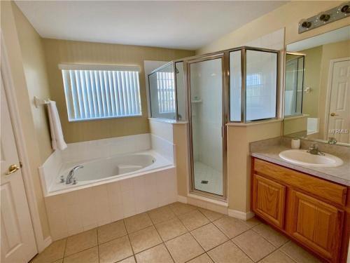Spacious 5br, 3,5ba Villa South Facing Pool 4781 Villa