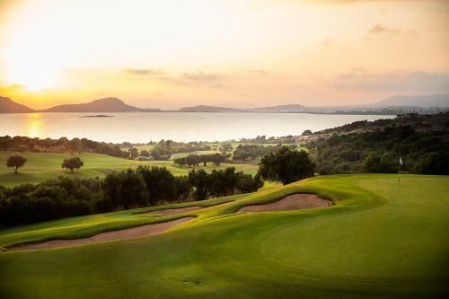 Hotel W Costa Navarino