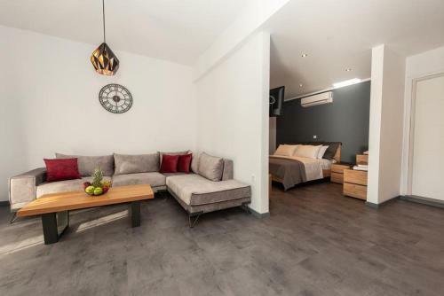 Ioulia`s Apartments