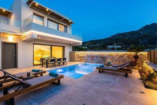 Villa Smili-naiades/3 Bedrooms, Luxury, Beachfront