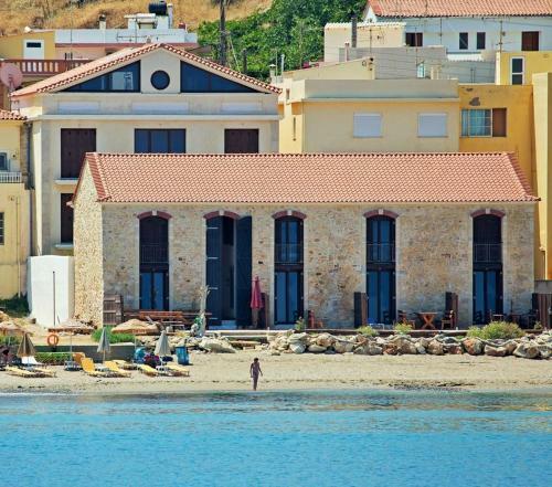 Villa Volakas Beachfront Suites