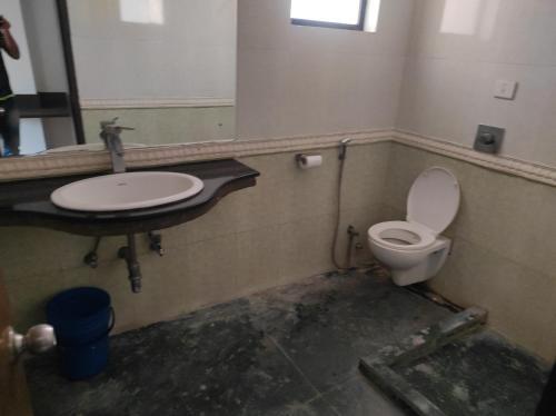 1bhk AC Service Apartment 103