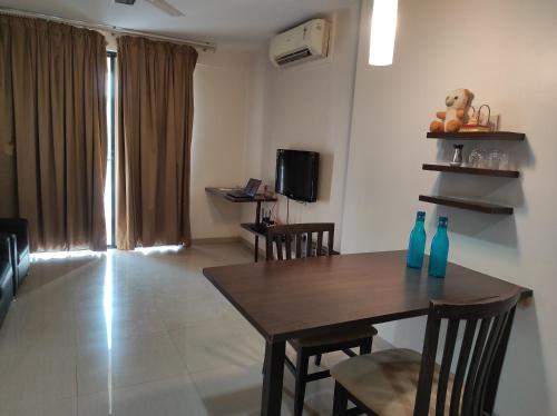 1bhk AC Service Apartment 103