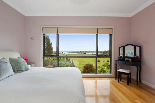 Waterfront Home Tamar Valley Tasmania