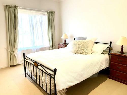 Sunset Ocean Views Esplanade, 5 Br, Sleeps 10