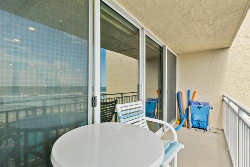 Pelican Condos