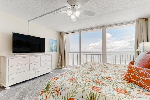 Pelican Condos
