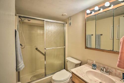Apartamento Coastal Condo With Patio Steps To The Beach!