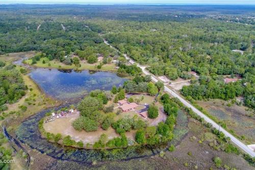 Private Island Hideaway In Weeki Wachi