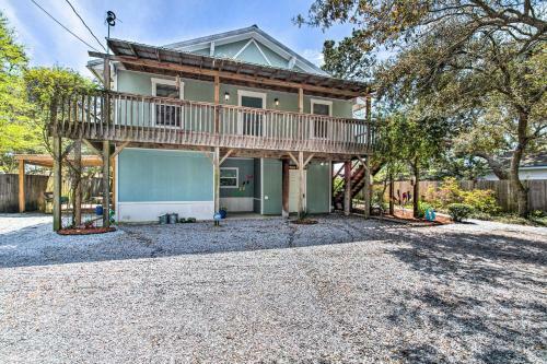 Pensacola Home - 2 Blocks From Boat Launch!