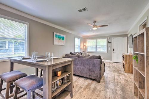 Charming Pensacola Cottage - 4 Mi To Downtown