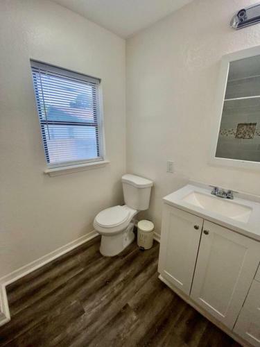Fully Equipped Apartments 5 Miles From The Beach