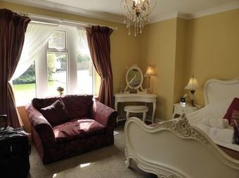 Hostal Ashmount Country House