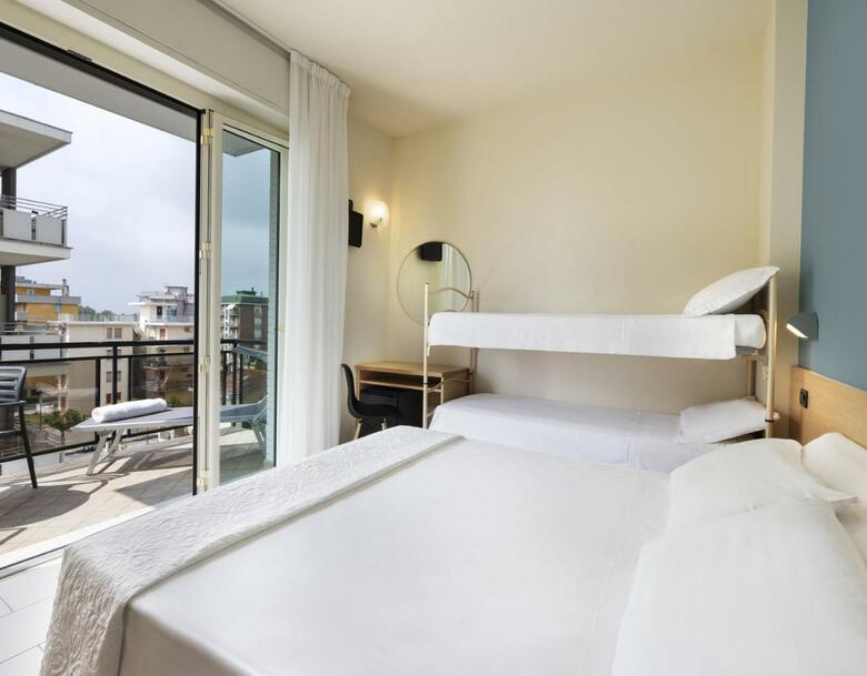 Hotel Constellation