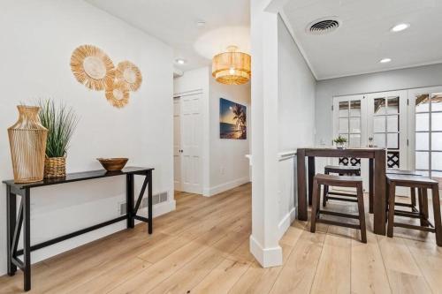 Cozy Zen Style, Beautiful, Newly Remodel 3-bedroom