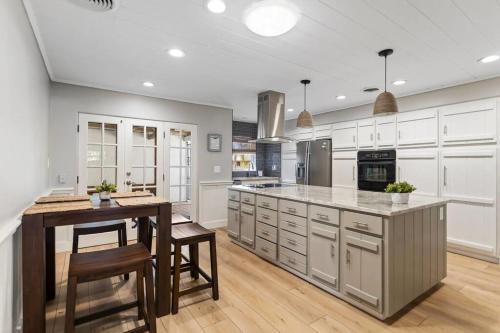 Cozy Zen Style, Beautiful, Newly Remodel 3-bedroom