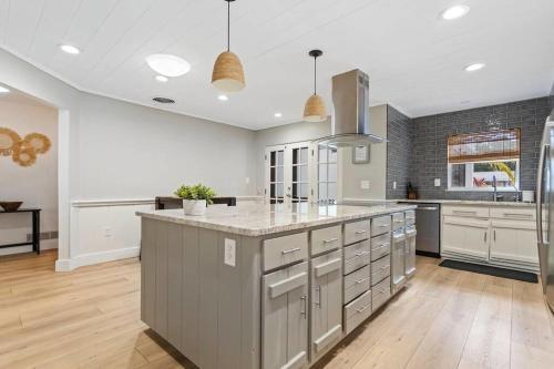 Cozy Zen Style, Beautiful, Newly Remodel 3-bedroom