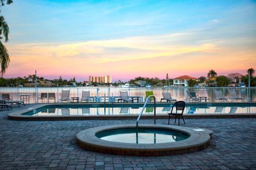 204 - Palms Of Treasure Island Resort
