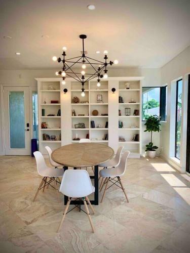 Villa Casa De La Playa Modern Beach House