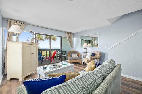 Island House A211