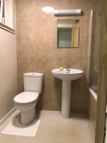 Conaglen, One Bedroom Apartment With Stunning Views.