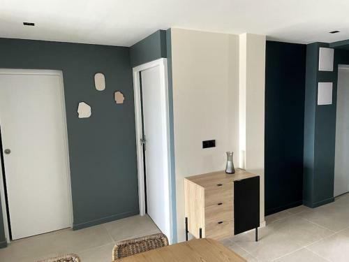 Apartamento Le M�diterran�e 1er Ligne Vue Mer Classe 3