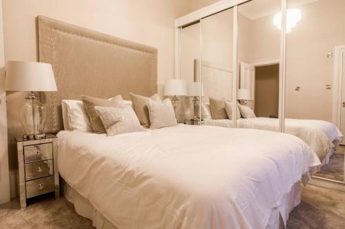 2-bed Executive Apartment In Exclusive Park Area