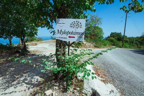 Luxury Villa Mylopotamos