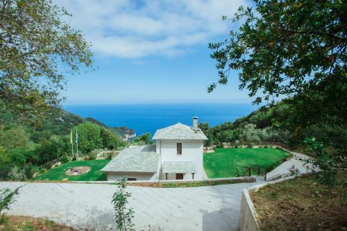Luxury Villa Mylopotamos