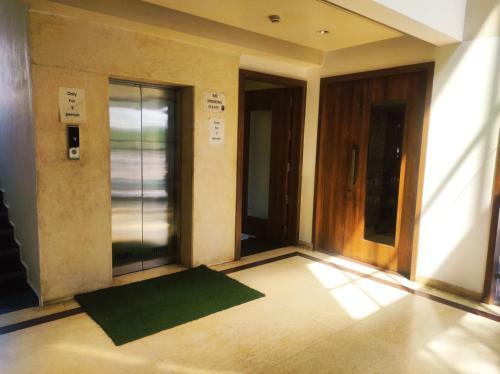 Hotel Manasi Royal