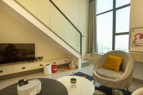 Locals Apartment House 47