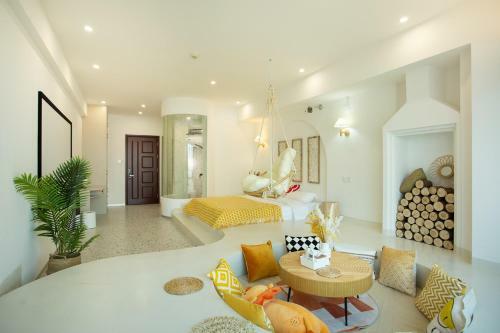 Locals Apartment House 28