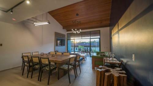 Casa De Temporada Juquehy, S�o Sebasti�o-sp