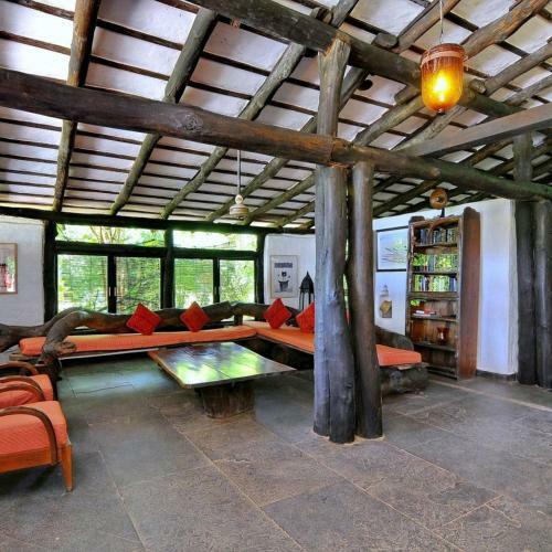 Hotel Monsoon Forest Bandhavgarh