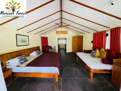 Hotel Monsoon Forest Bandhavgarh