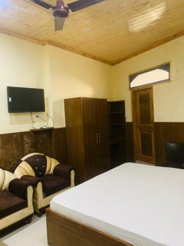 Hostal The Mall House