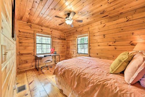 Blue Ridge Cabin With Mountain Views And Fire Pit