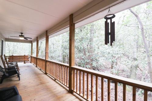 Lavinder Laurel Leaf Cottage
