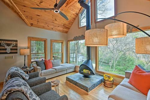 Rainbow Riverside Lodge By Elestay