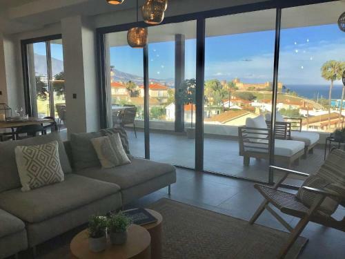 The View Luxury Vacation Apartment 5