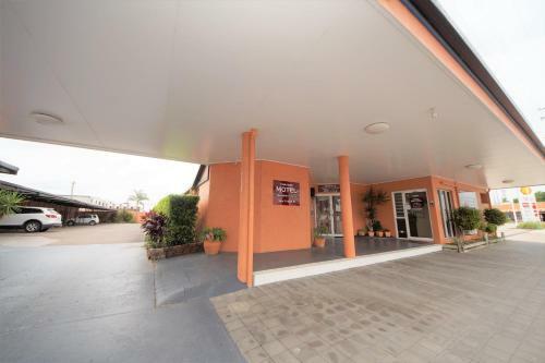 Parkside Motel