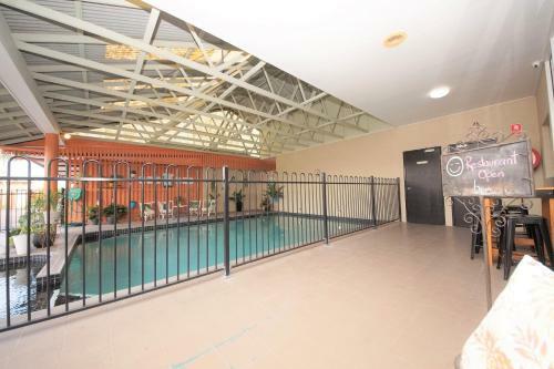 Parkside Motel