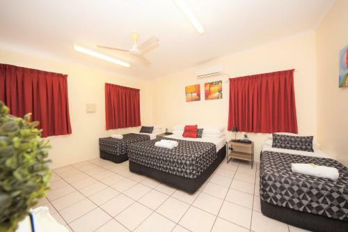 Parkside Motel