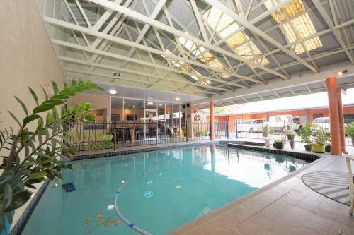 Parkside Motel