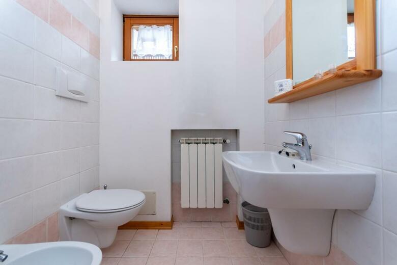 Apartamento Casa Brostolade