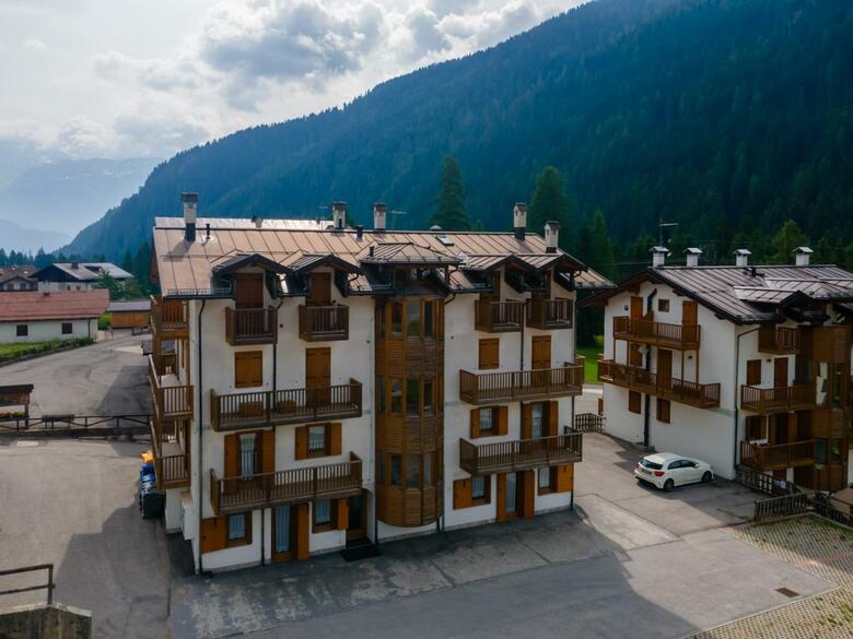 Apartamento Casa Brostolade