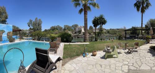 Apartamento River-side Villa Corfu Town With Pool